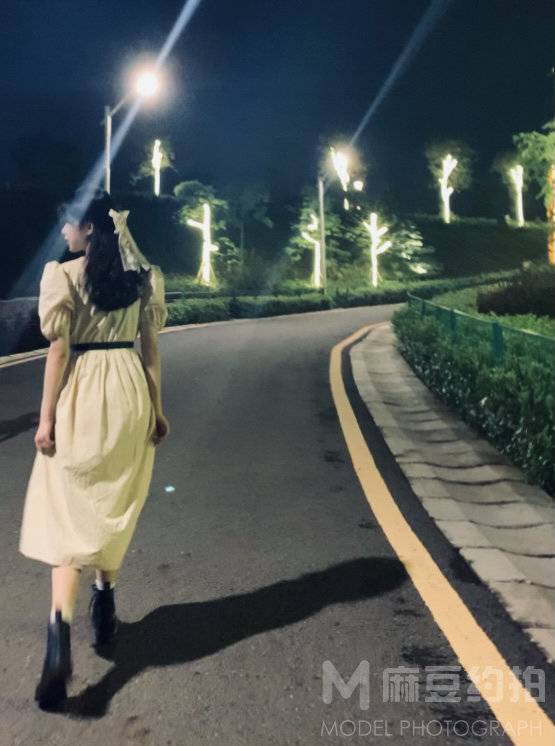 清新模特