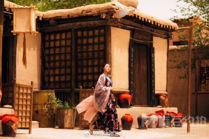 汉服模特