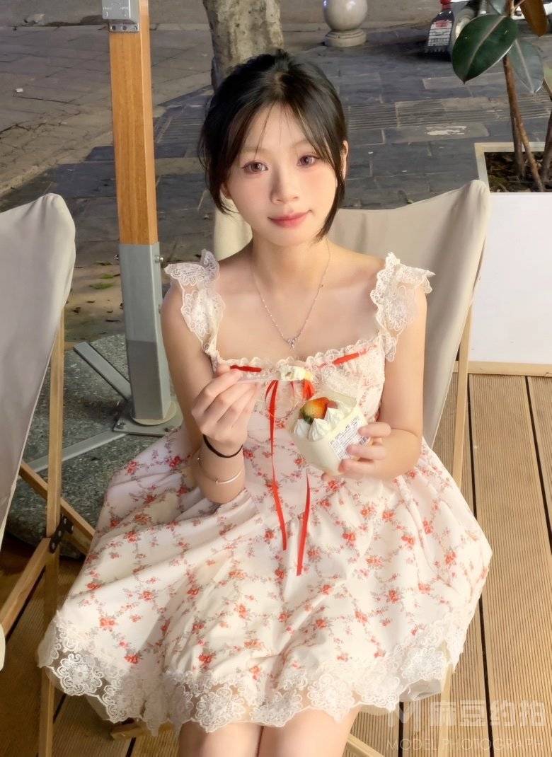 清新模特