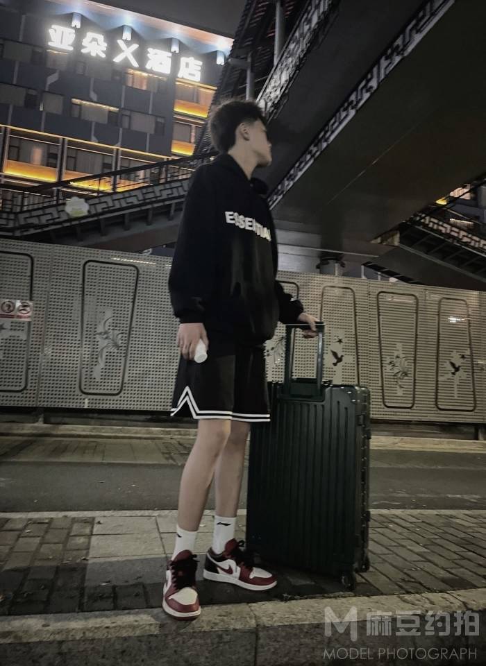 清新模特