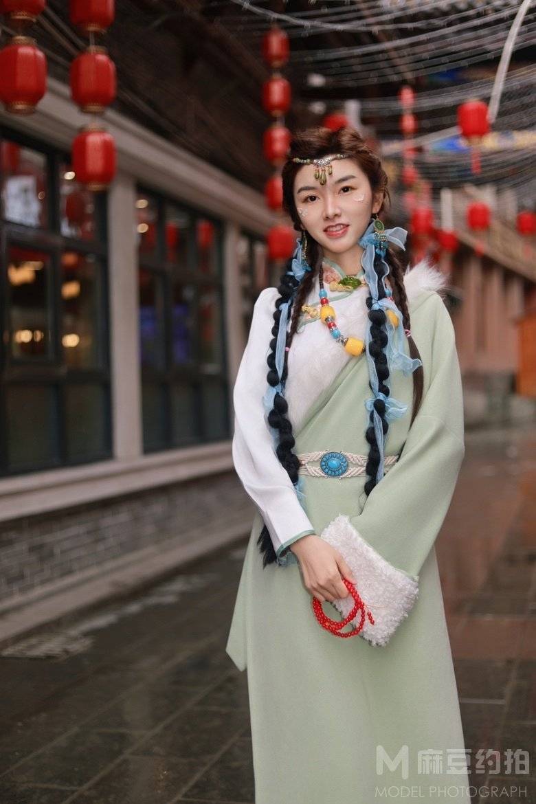 妆容模特