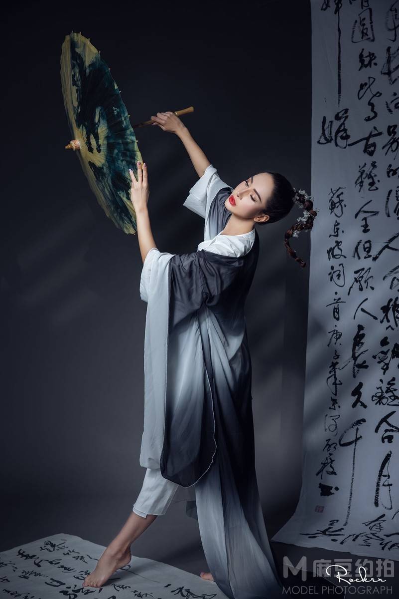 暗黑模特