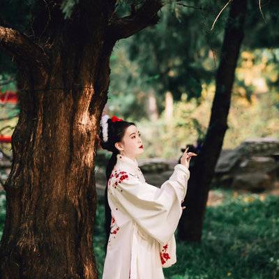 汉服模特