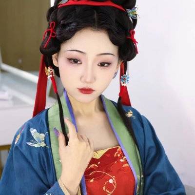 妆容模特