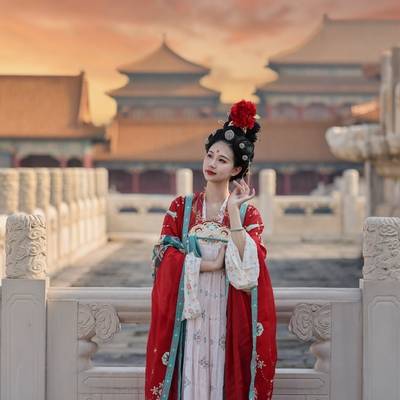 汉服模特