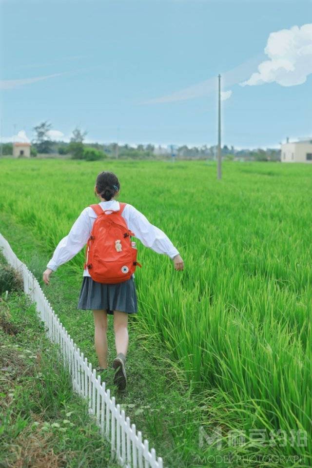 校园模特