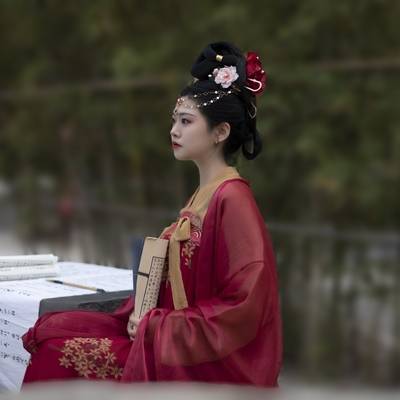 汉服模特