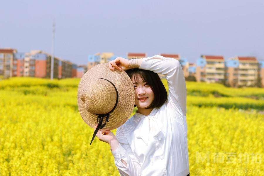 清新模特