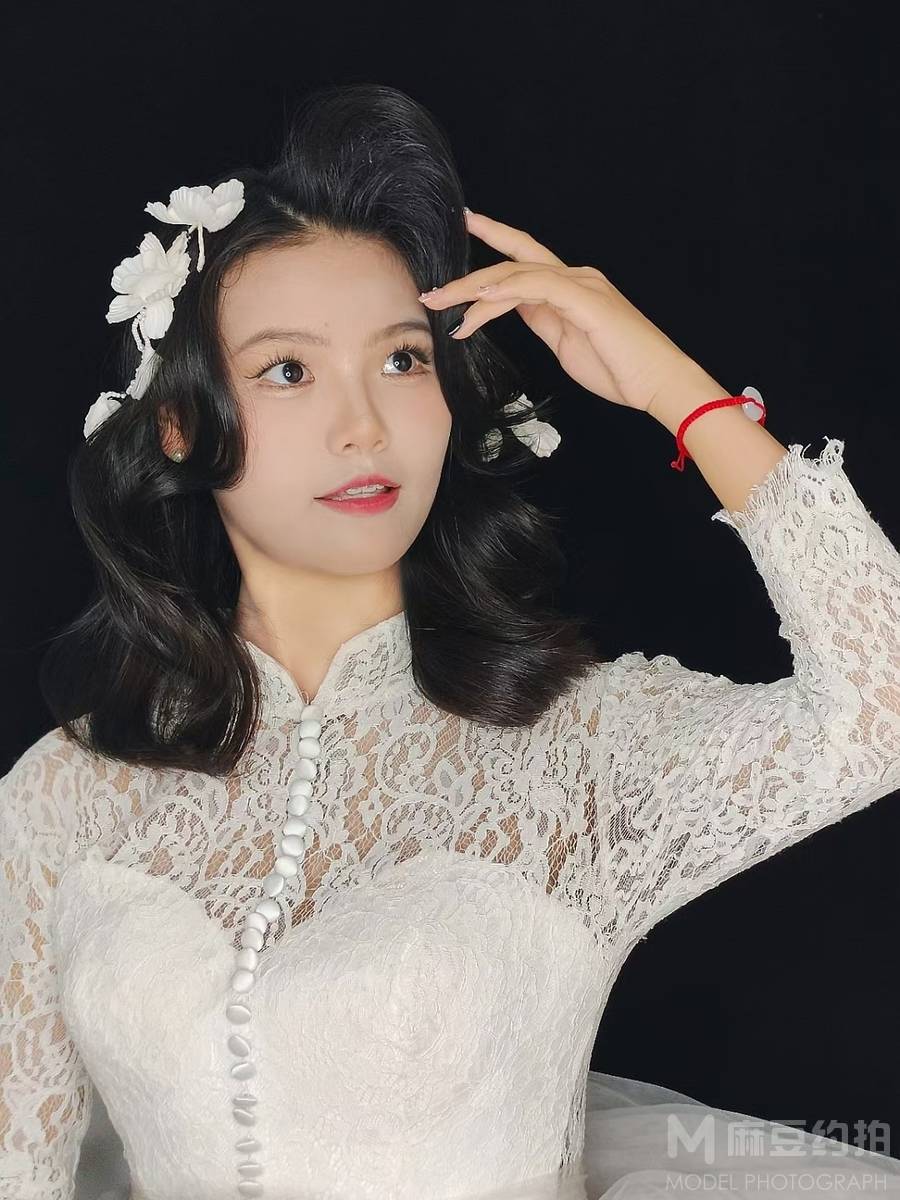 妆容模特