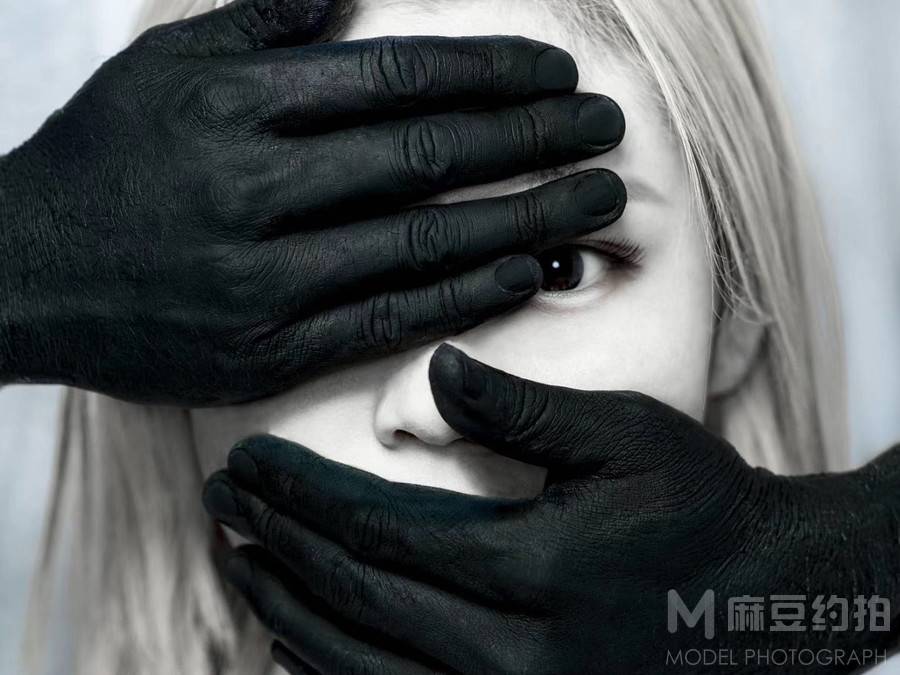 暗黑模特