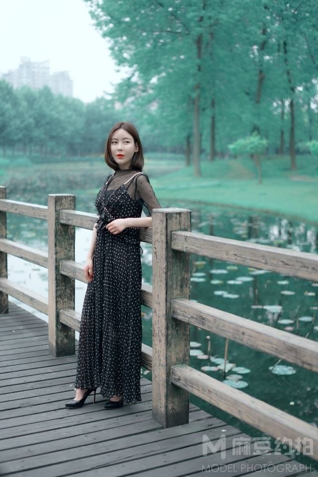 民国模特