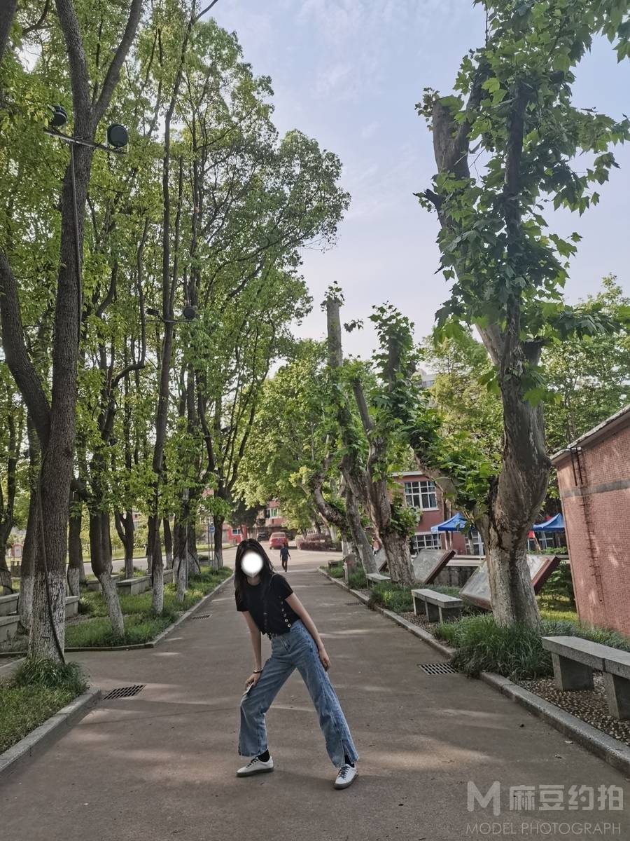 胶片模特