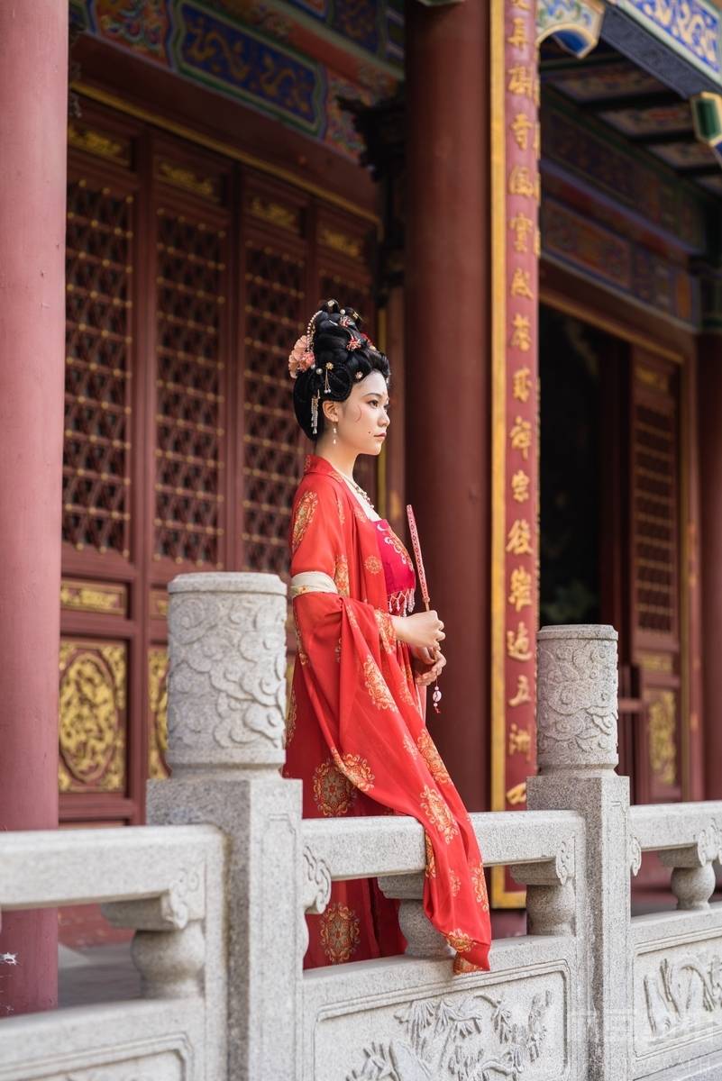 汉服模特