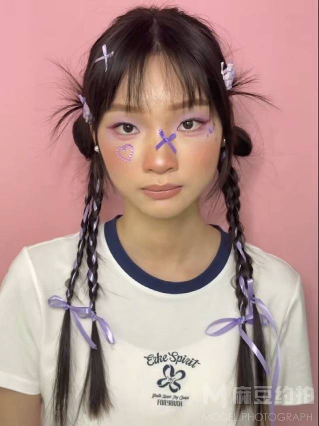妆容模特
