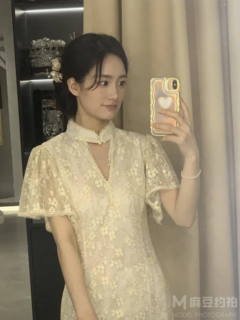 清新模特