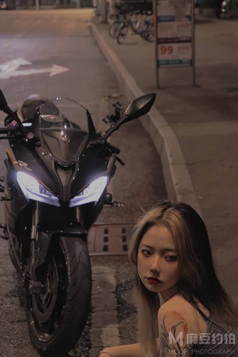 暗黑模特