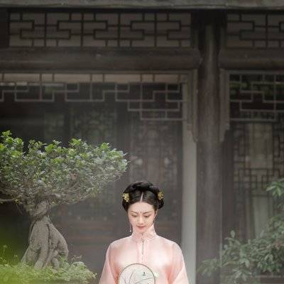 汉服模特