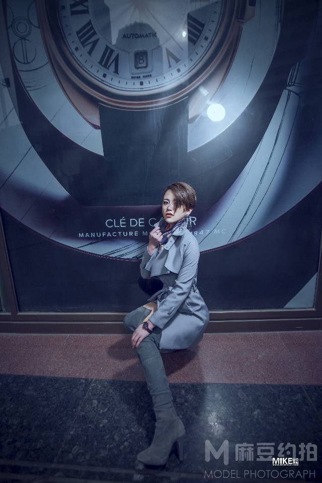 情绪模特