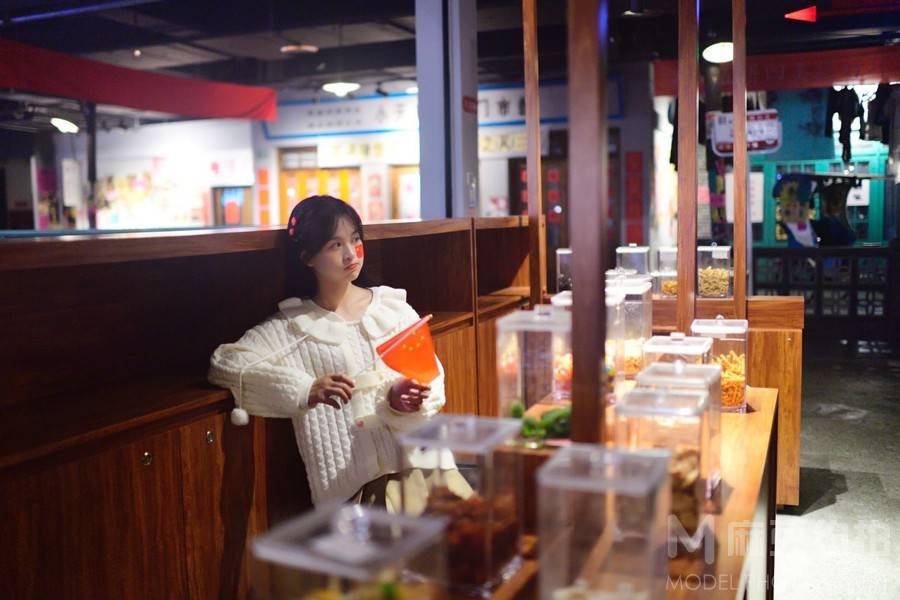 校园模特