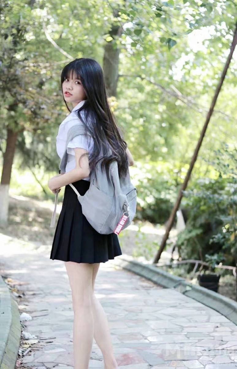 校园模特
