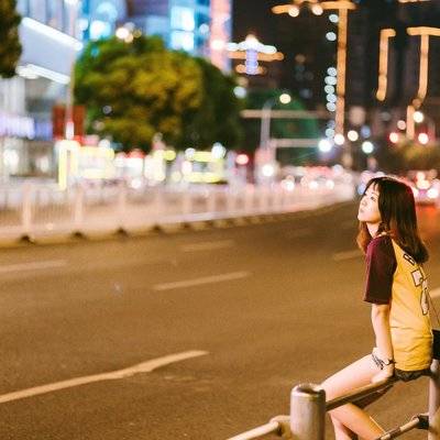 夜景模特