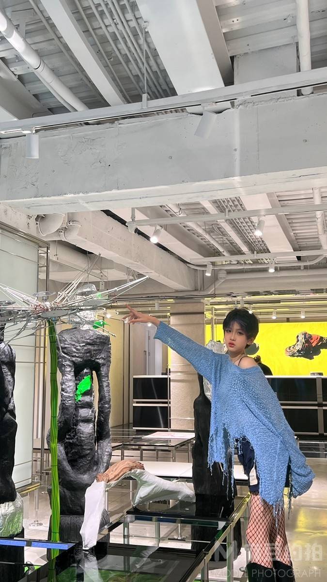 妆容模特