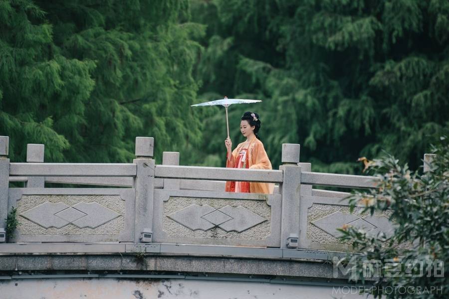 汉服模特