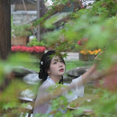 汉服模特