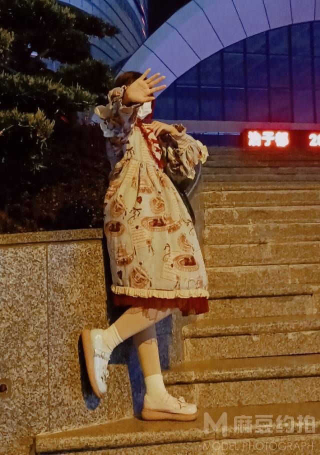 夜景模特