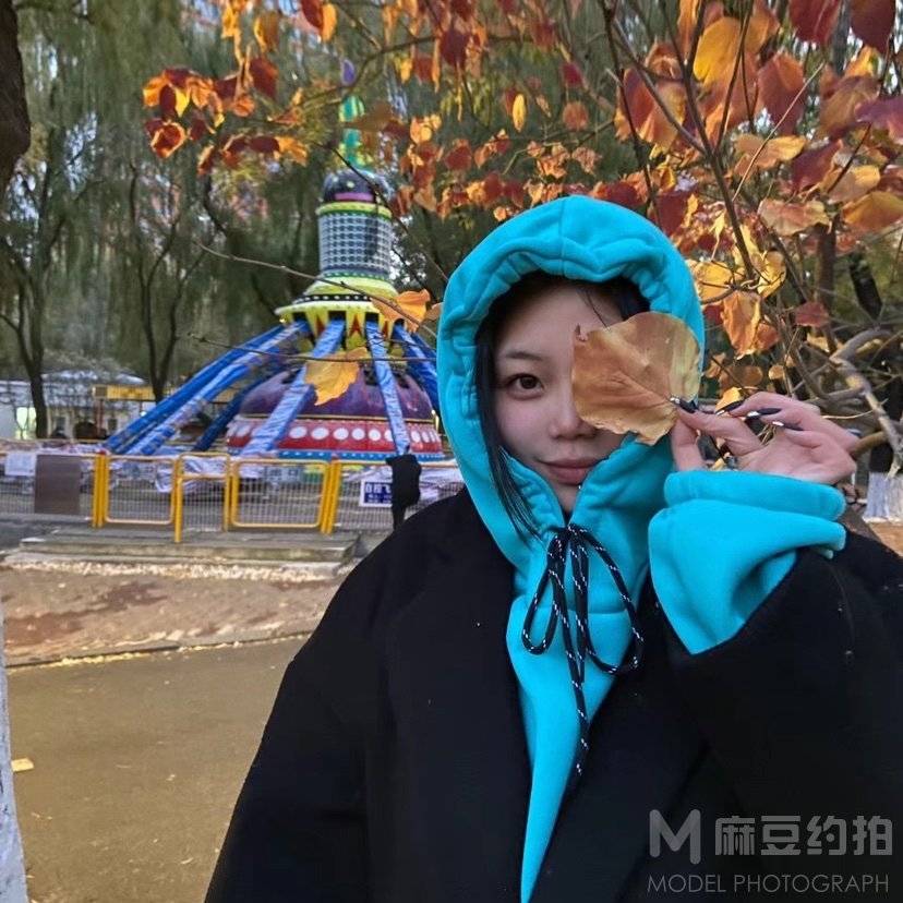 黑白模特