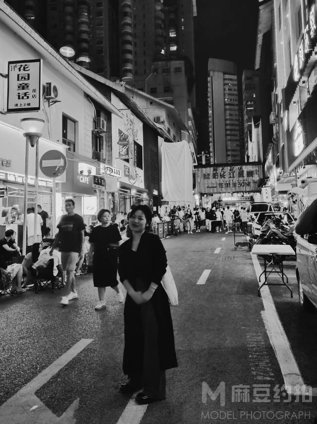 夜景模特