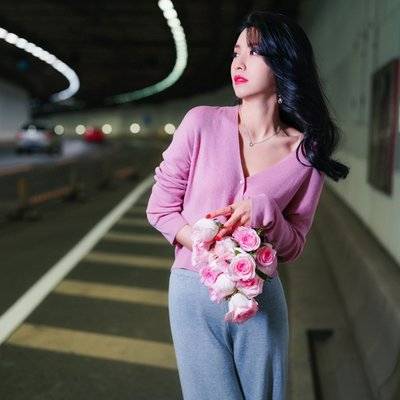 情绪模特