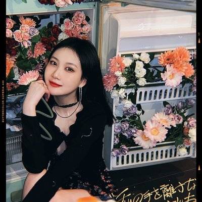 宝丽来模特