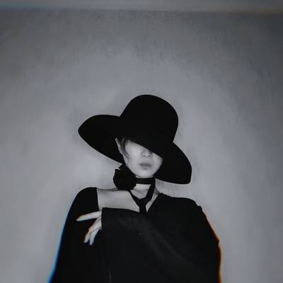 黑白模特