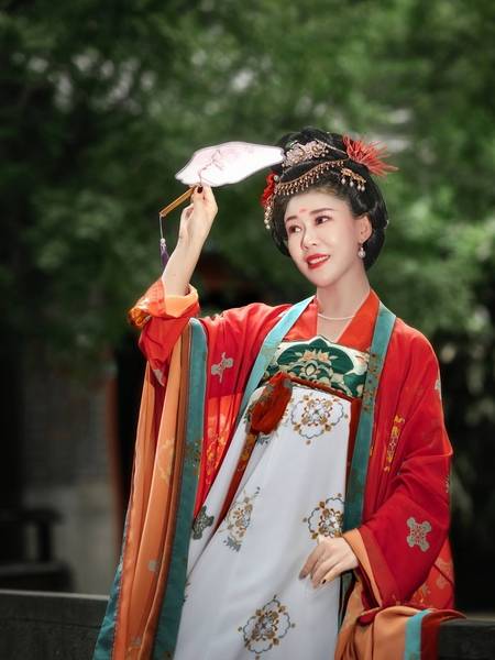 汉服模特