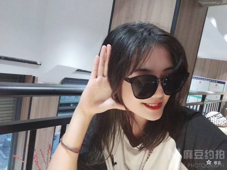 纪实模特