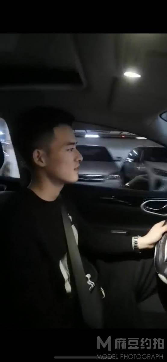 胶片模特