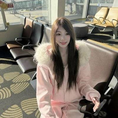 宝丽来模特
