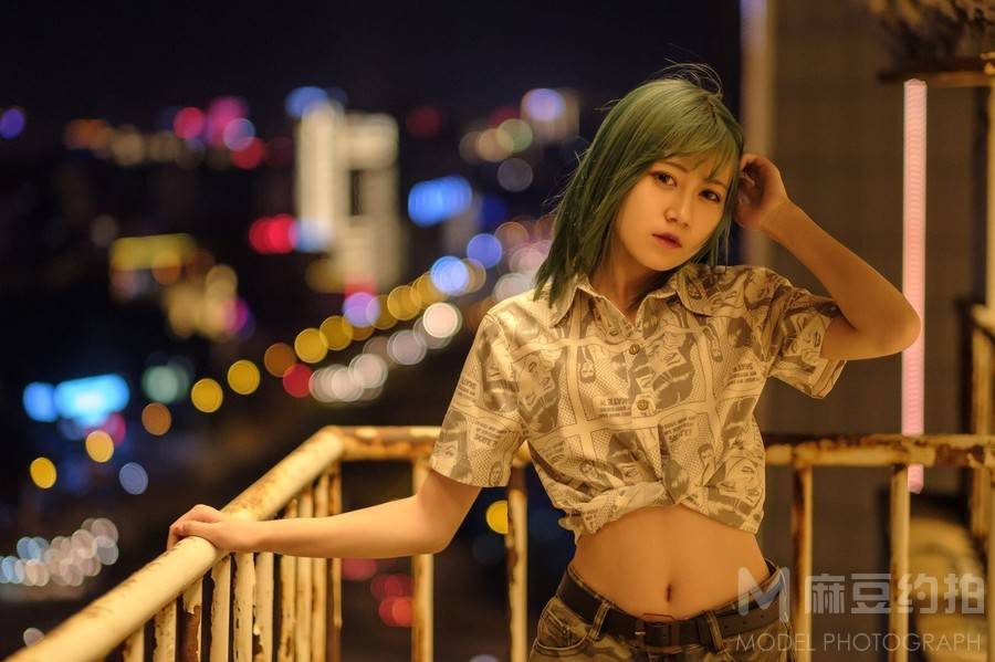 夜景模特