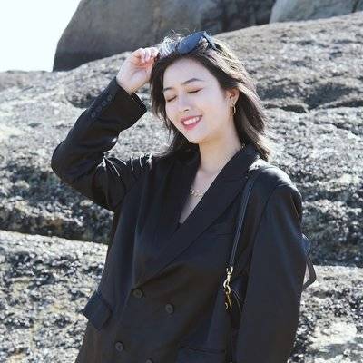 黑白模特