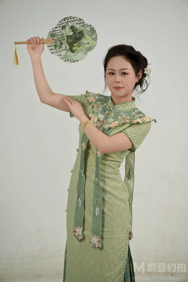 民国模特