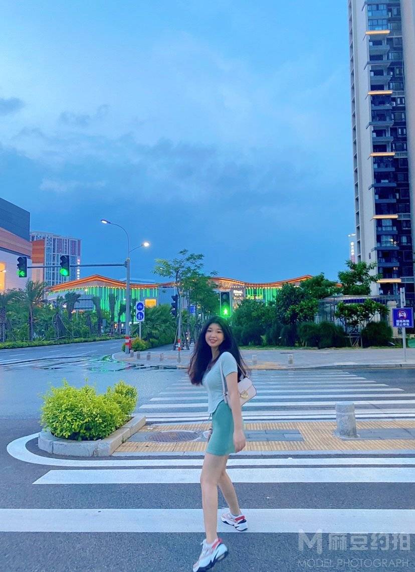 夜景模特