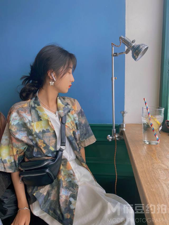 胶片模特
