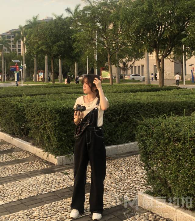 校园模特
