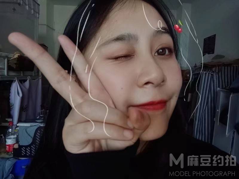 妆容模特
