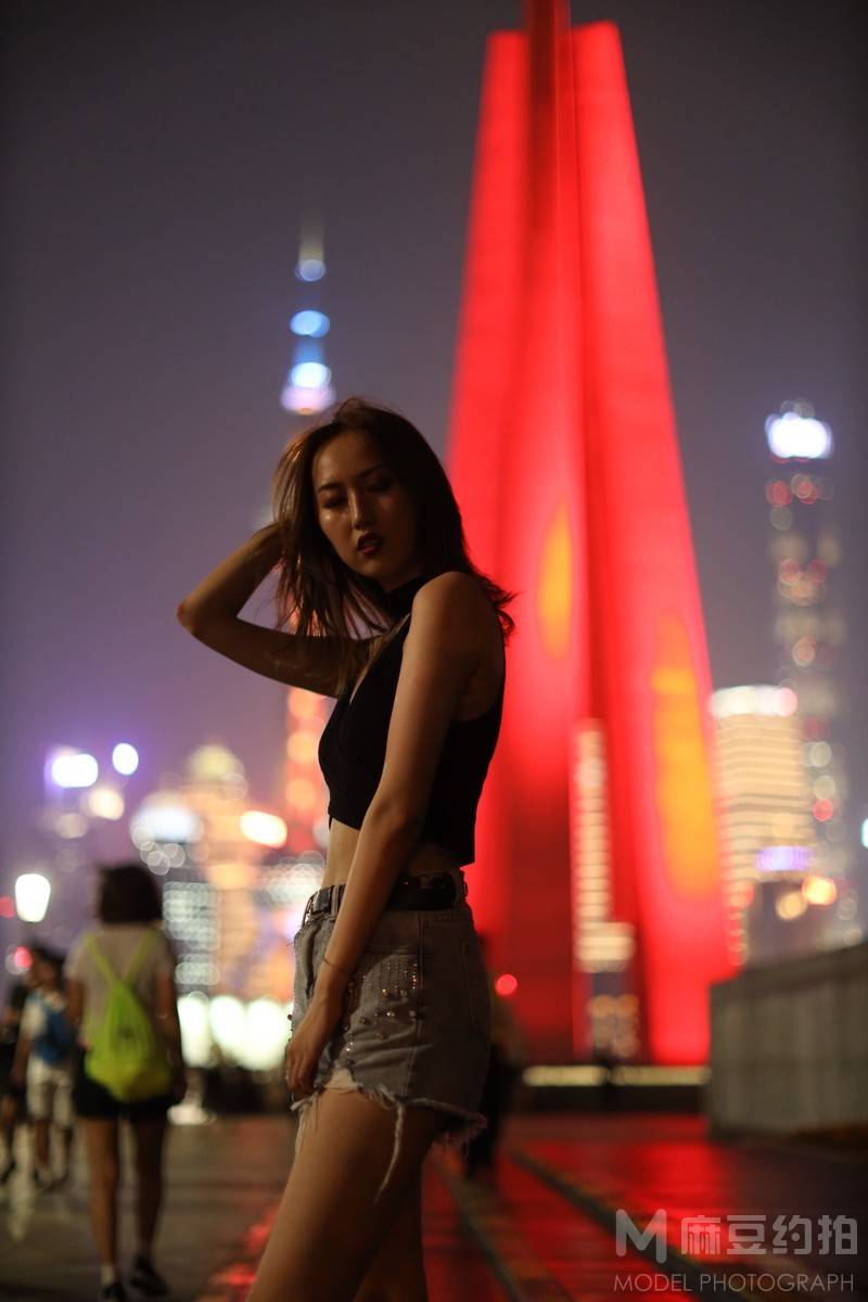 夜景模特