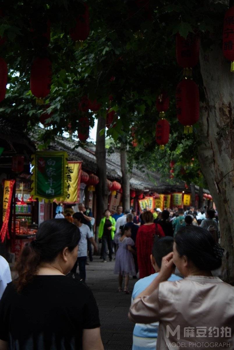 纪实模特
