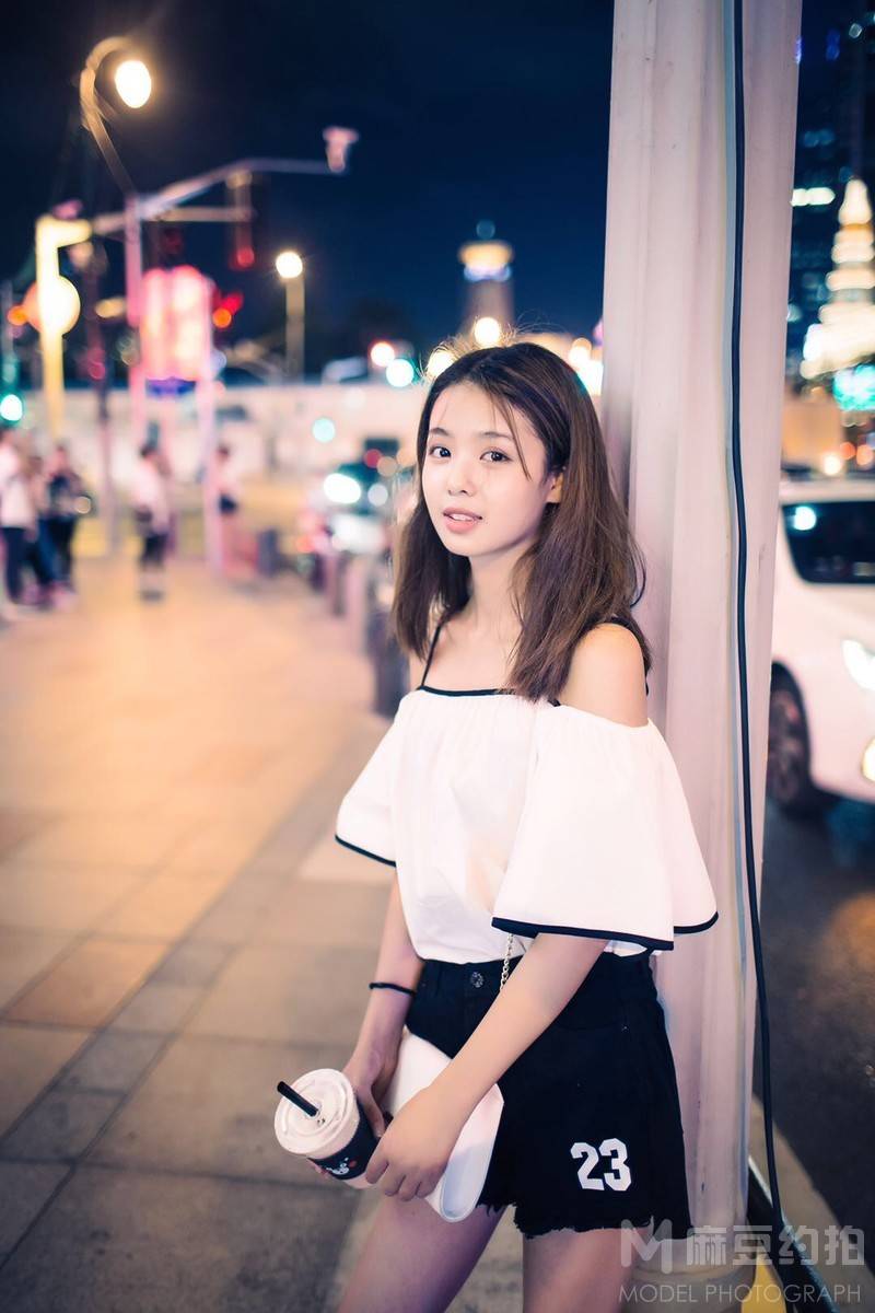 夜景模特