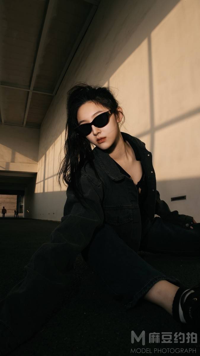 胶片模特