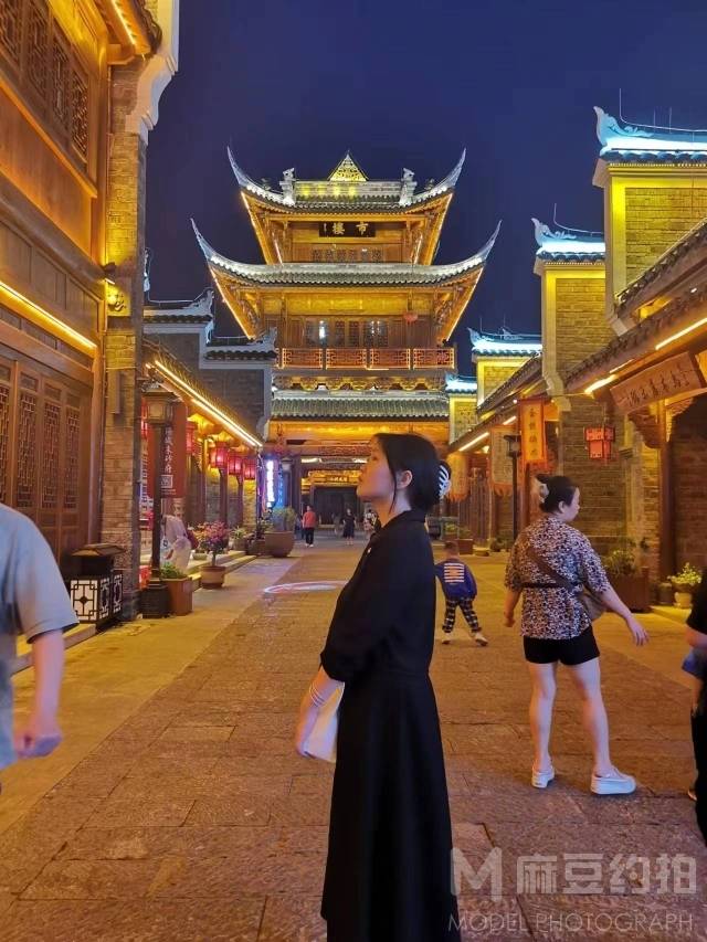 情侣模特